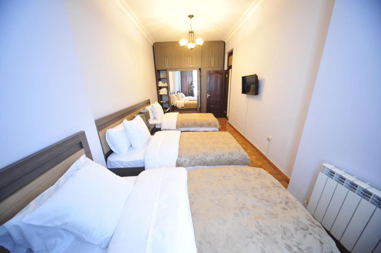 Гостевой дом Globus Hostel and Guest House Batumi Батуми