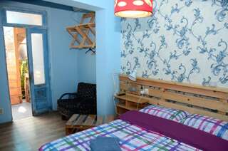 Гостевой дом Globus Hostel and Guest House Batumi Батуми Двухместный номер с 1 кроватью-2