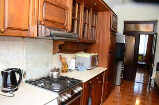 Гостевой дом Globus Hostel and Guest House Batumi Батуми Номер Делюкс (для 2 взрослых и 1 ребенка)-4