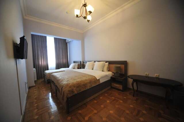 Гостевой дом Globus Hostel and Guest House Batumi Батуми-16