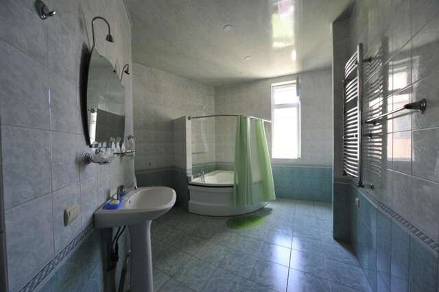 Гостевой дом Globus Hostel and Guest House Batumi Батуми-23