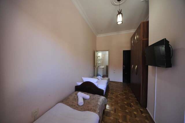 Гостевой дом Globus Hostel and Guest House Batumi Батуми-26