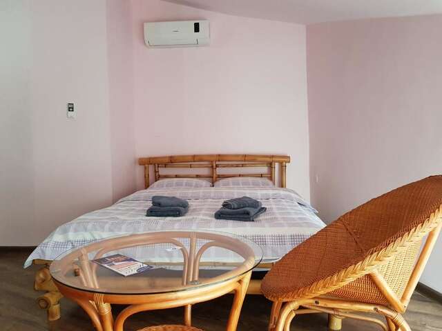 Гостевой дом Globus Hostel and Guest House Batumi Батуми-50